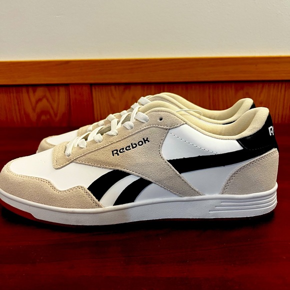 Reebok club c revenge sneakers New size 10.5 off white/grey/blue stripe - Picture 1 of 5